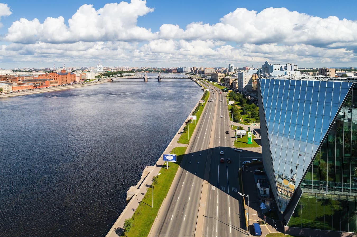 ЖК «LEGENDA Малоохтинский 68»